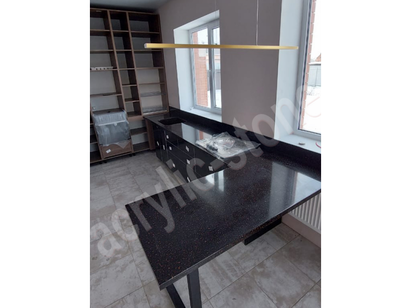 Кухонная столешница  из искусственного камня GRANDEX с барной стойкой и литой мойкой: фото