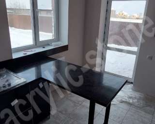 Фото Кухонная столешница  из искусственного камня GRANDEX с барной стойкой и литой мойкой